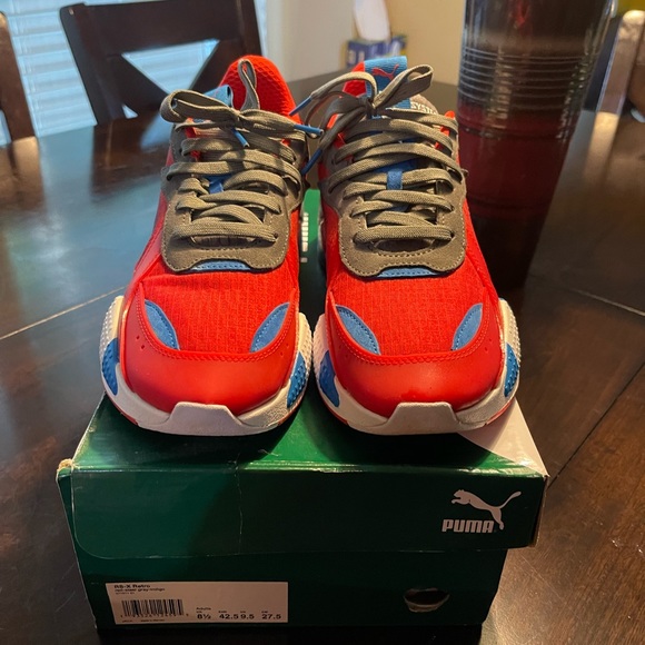 Mens Used RS Puma Running Size 9.5. Used Box. Red Blue - Picture 1 of 3